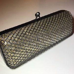 Hard case metallic clutch gold purse 👛